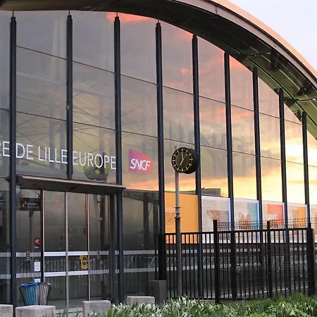 Near The Station Apartamento *