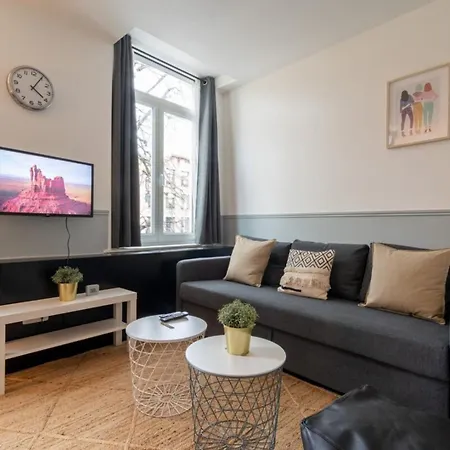 Apartment Near The Station *