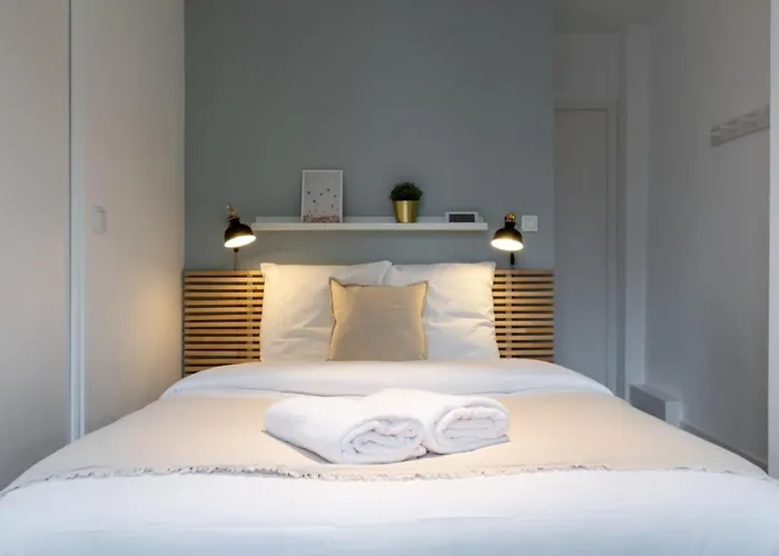 Near The Station Tourcoing